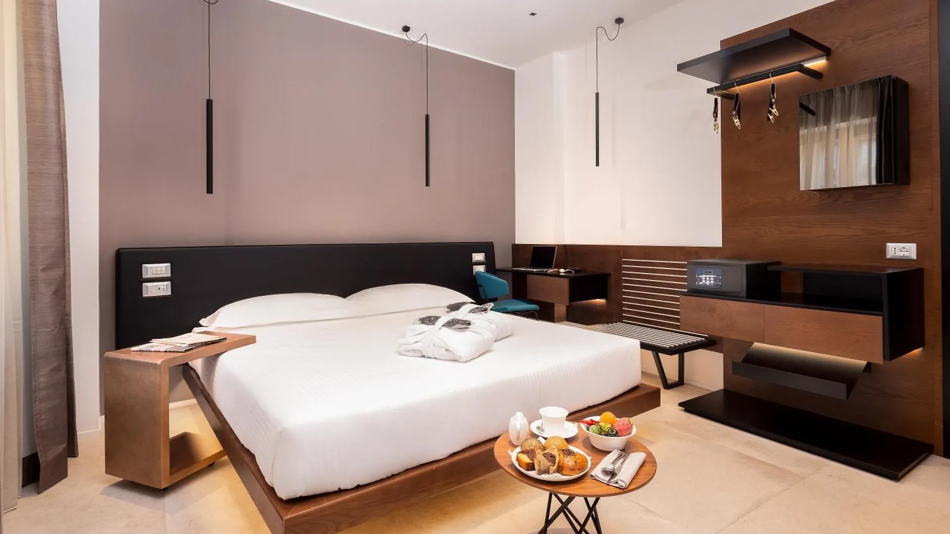 The Corner Duomo Hotel Milan