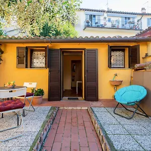 Apartment San Frediano Cozy Studio With Private Patio Florence