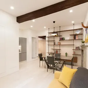 Apartment San Lorenzo Milan