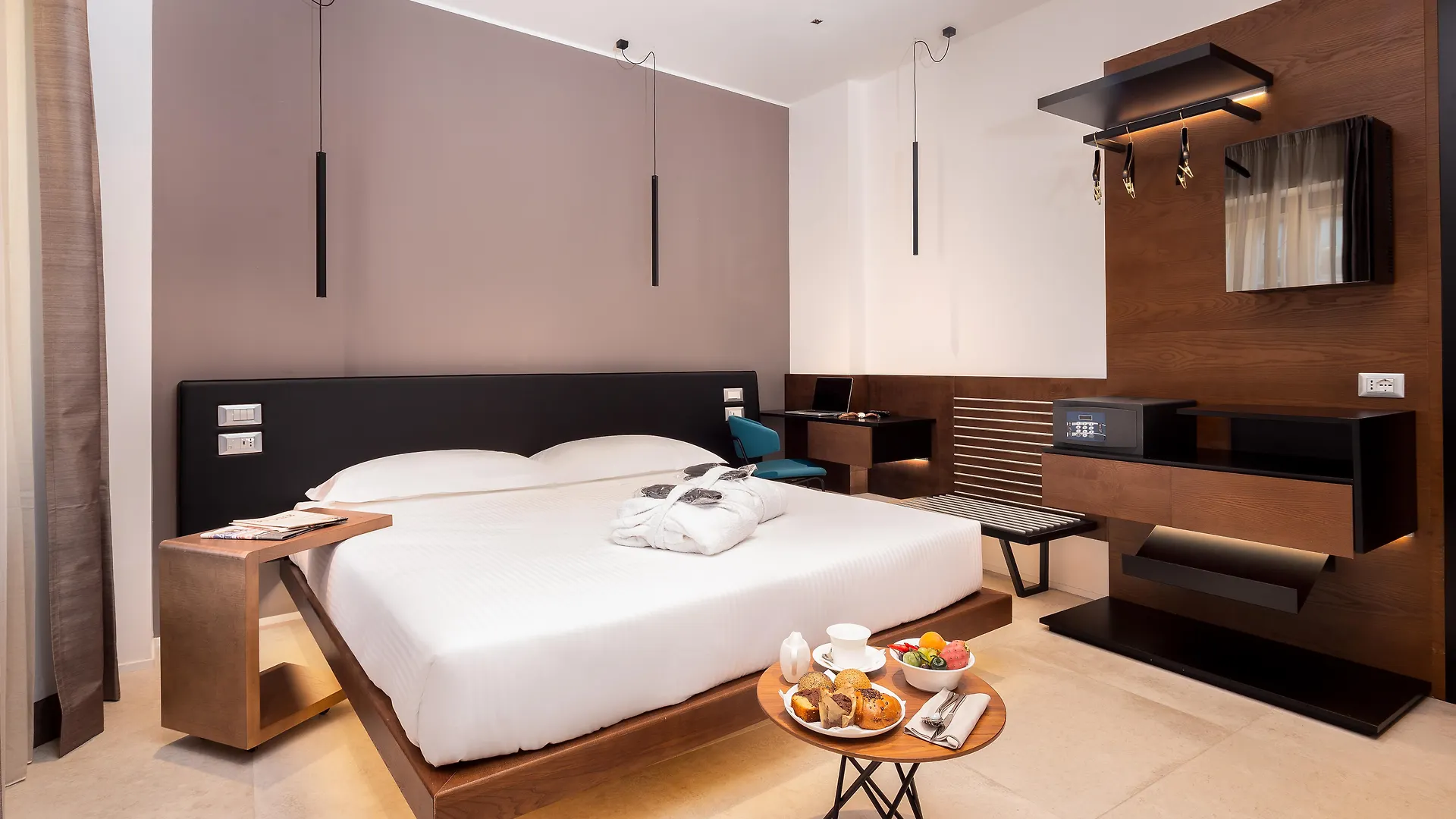 The Corner Duomo Hotel Milan