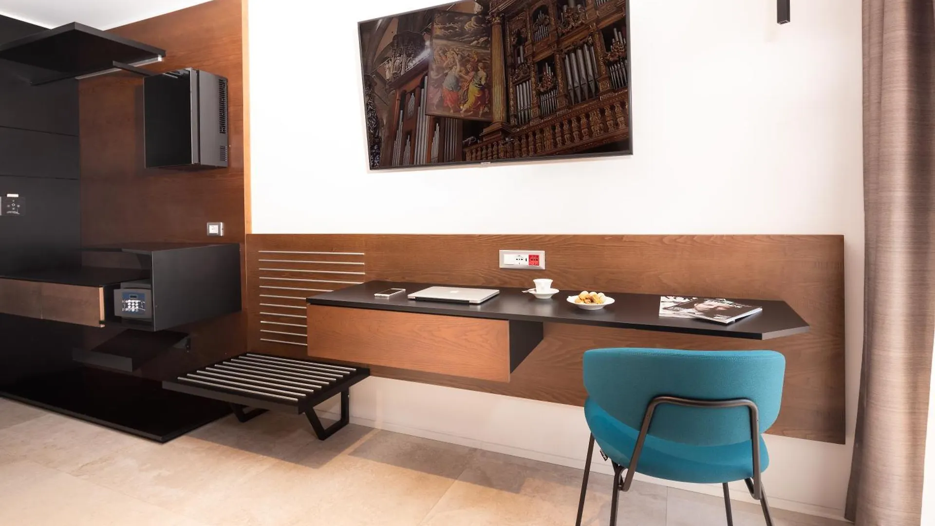 The Corner Duomo Hotel Milan